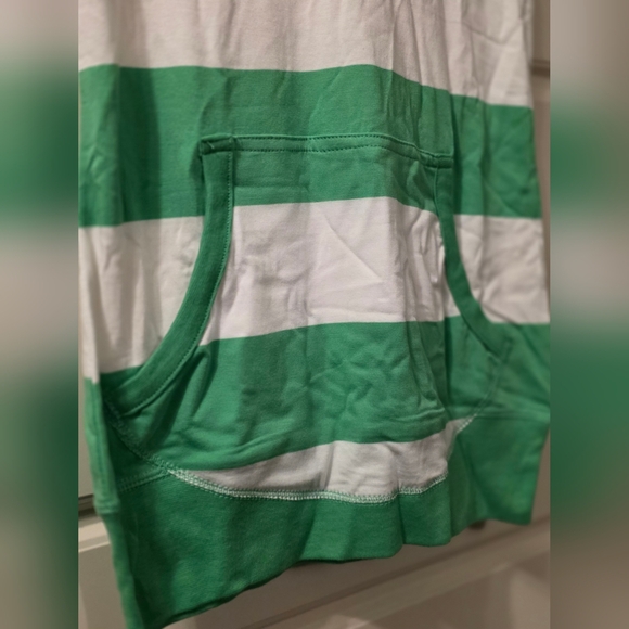 Juniors Short Sleeve Long Tee With Hood And Front Pocket - Picture 3 of 5